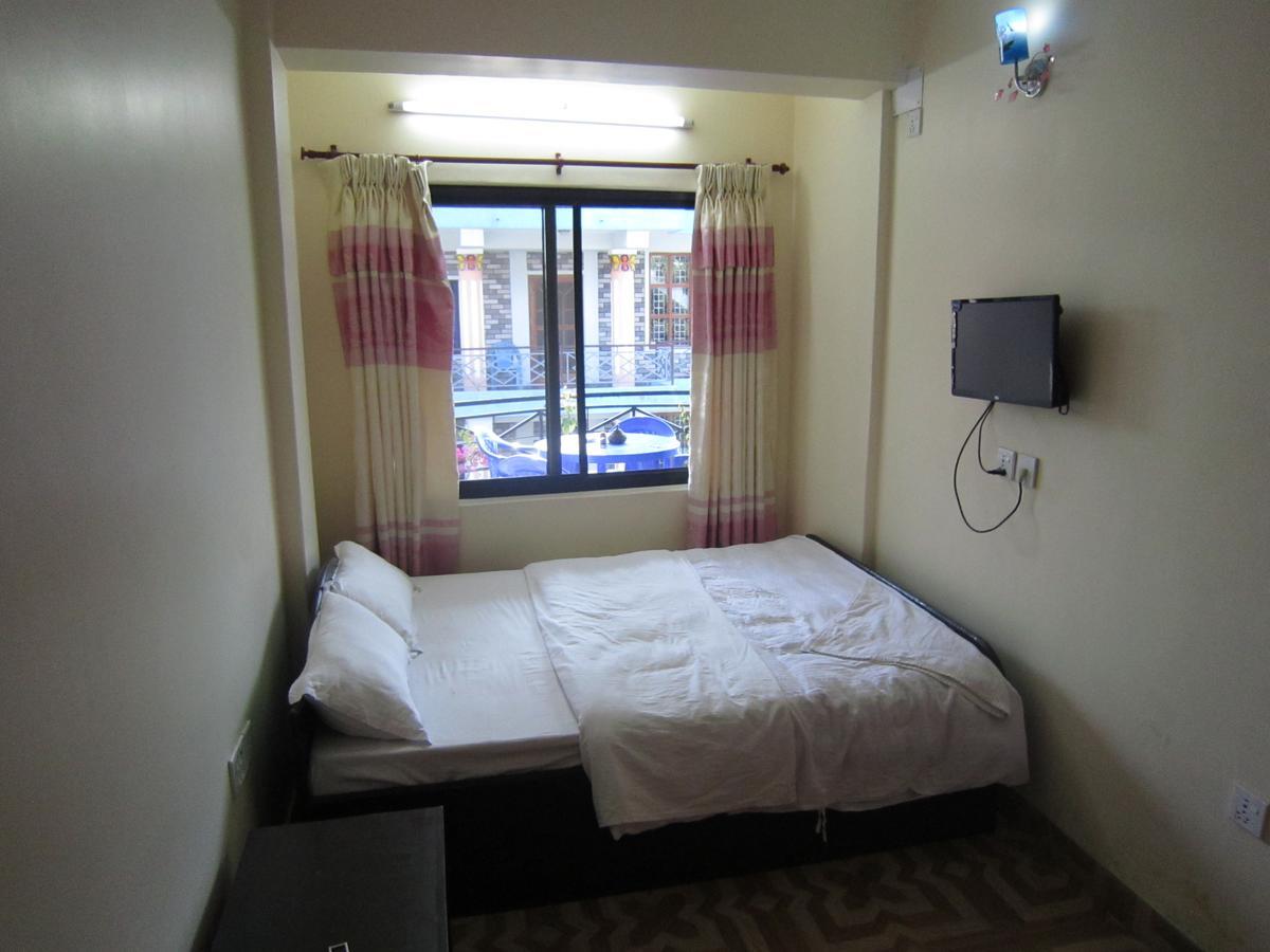Hotel Sunflower Pokhara Exterior foto